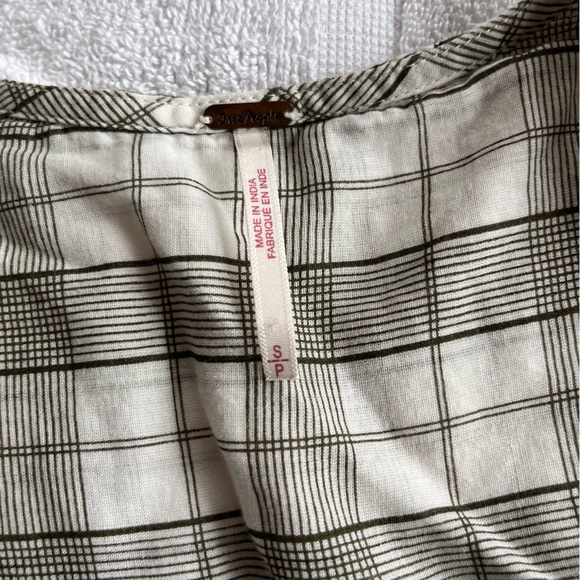 Free People Time Out Tunic like new Small Plaid with lace detail - Picture 7 of 8